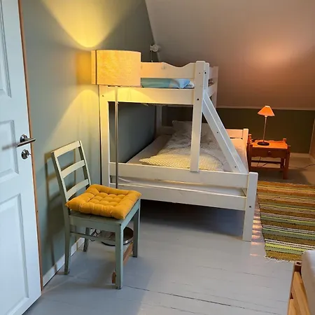 Authentic Vacation With Lovely Fjord View Vakantiehuis Senja